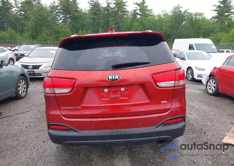 2018 Kia Sorento 2.4L Lx z USA, uszkodzony, nr VIN 5XYPGDA33JG349093